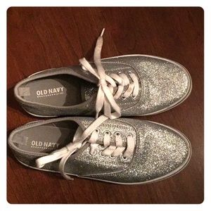Old Navy silver glitter sneakers